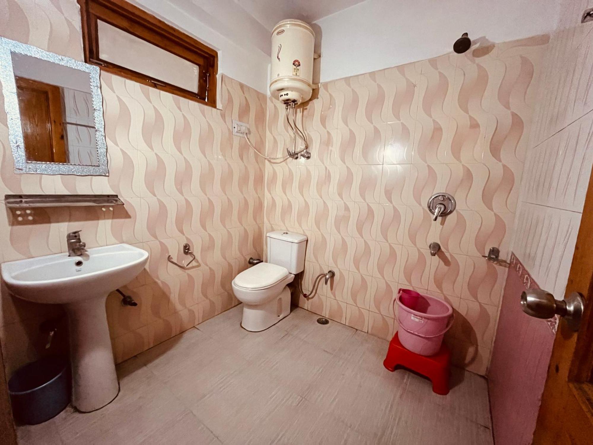 Hamir Guest Stays Ooty Exterior foto